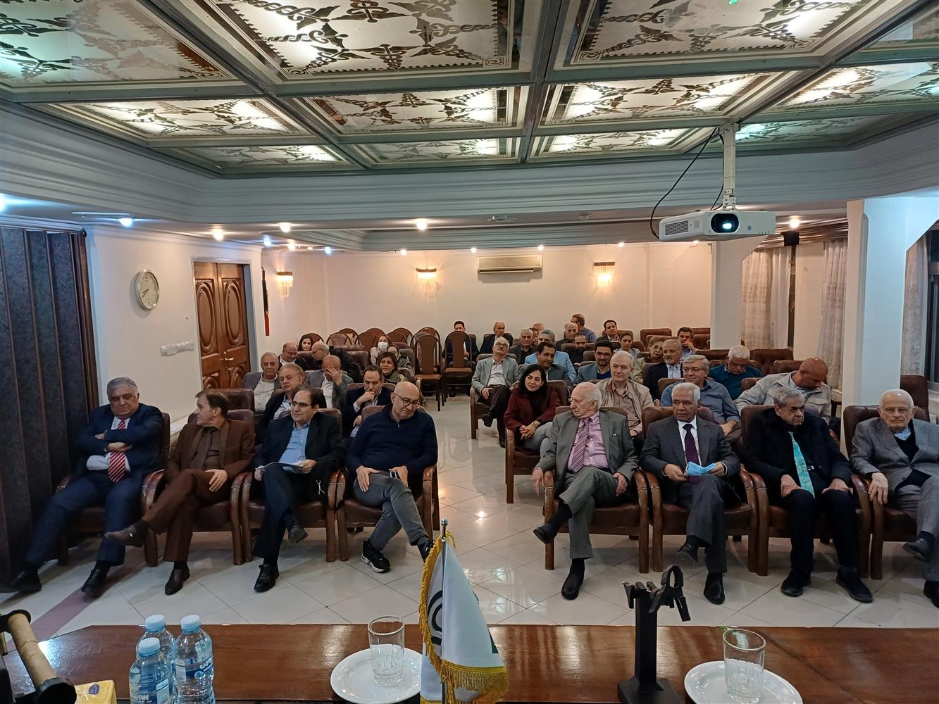 توديع و معارفه 