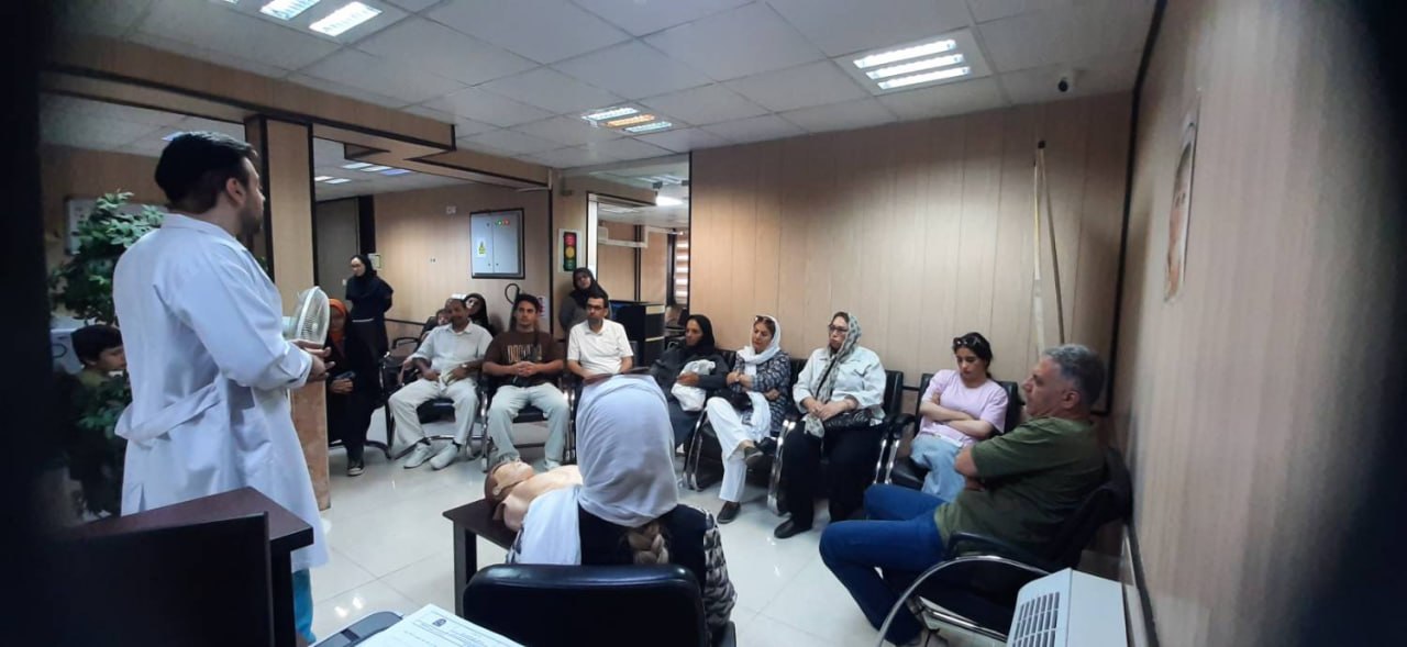 کارگاه آموزش احیای قلبی‌ریوی
